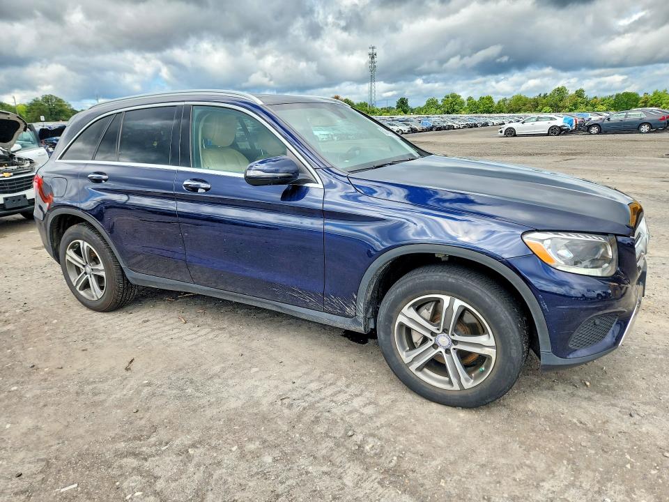 2017 Mercedes-benz Glc VIN WDC0G4KB9HF199392 COPART salvage auction — REAR END, Va - Cert Of Title - Salvage, sold $6,700 on 2026-08-19 (photo 4)