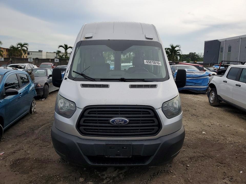 2016 Ford Transit VIN 1FDZX2XM4GKB28582 COPART salvage auction — MINOR DENT/SCRATCHES, Fl - Certificate Of Title, sold $12,300 on 2026-09-04 (photo 5)