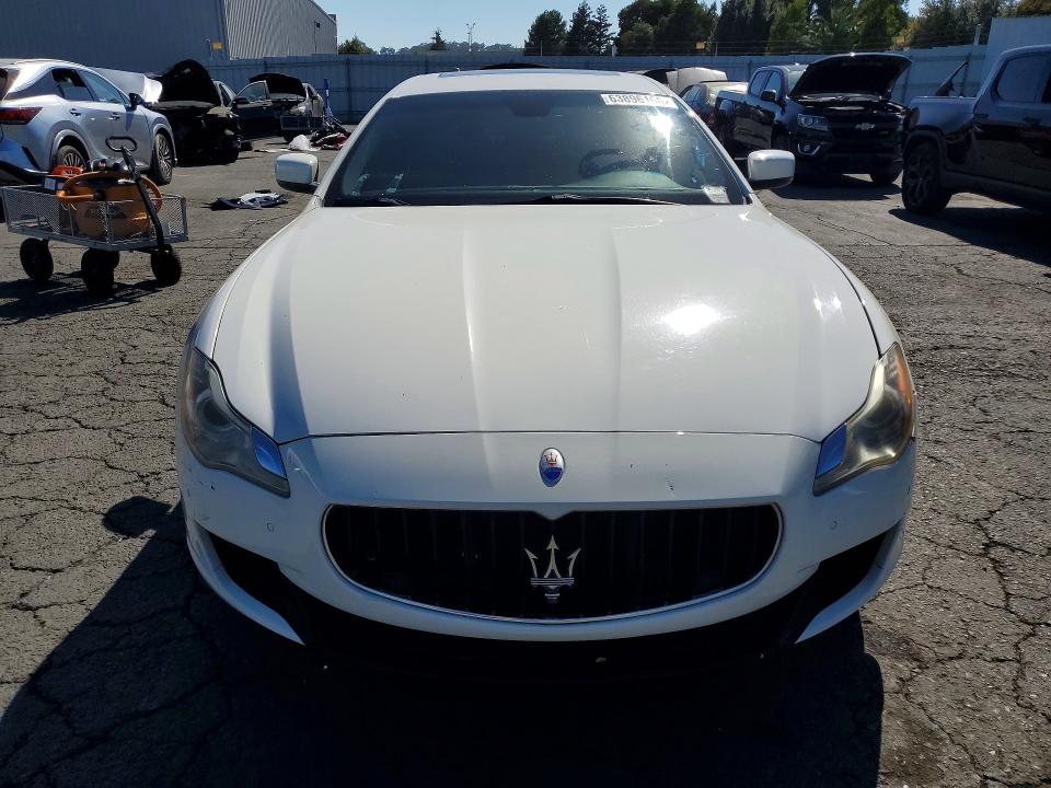 2014 Maserati Quattroporte VIN ZAM56RRA3E1126094 COPART salvage auction — MINOR DENT/SCRATCHES, Fl - Dis/Dlr/Exp Only Clean Title, sold $2,650 on 2026-08-28 (photo 5)