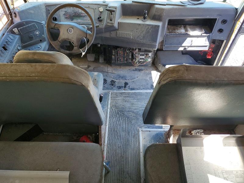 2013 Blub VIN 1BAKGCPA9DF294967 COPART salvage auction — REAR END, MO - CERTIFICATE OF TITLE, sold $1,450 on 2026-09-15 (photo 5)