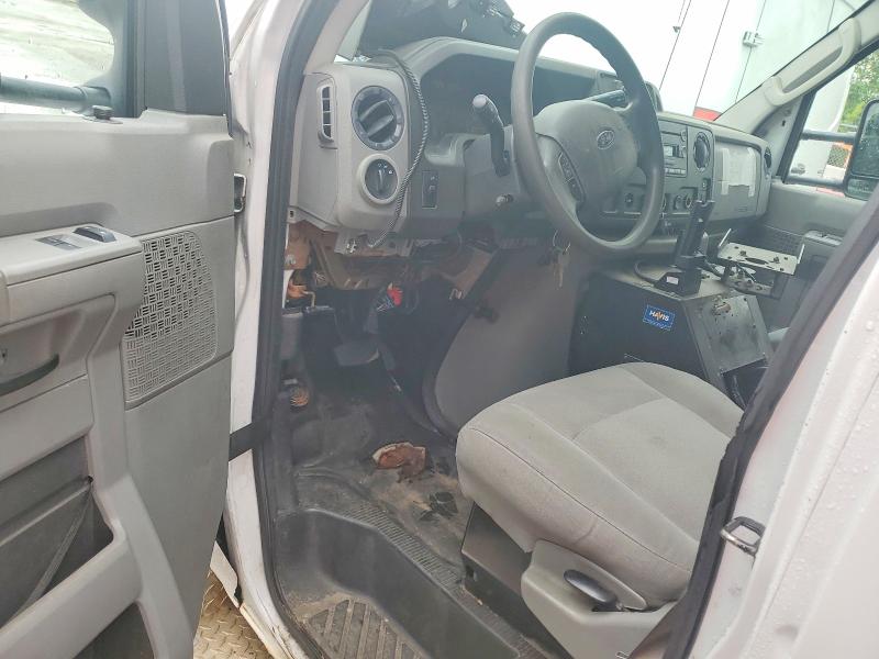 2017 Ford Econoline VIN 1FDXE4FS4HDC32407 COPART salvage auction — MECHANICAL, Il - Certificate Of Title, sold $5,900 on 2026-09-10 (photo 8)