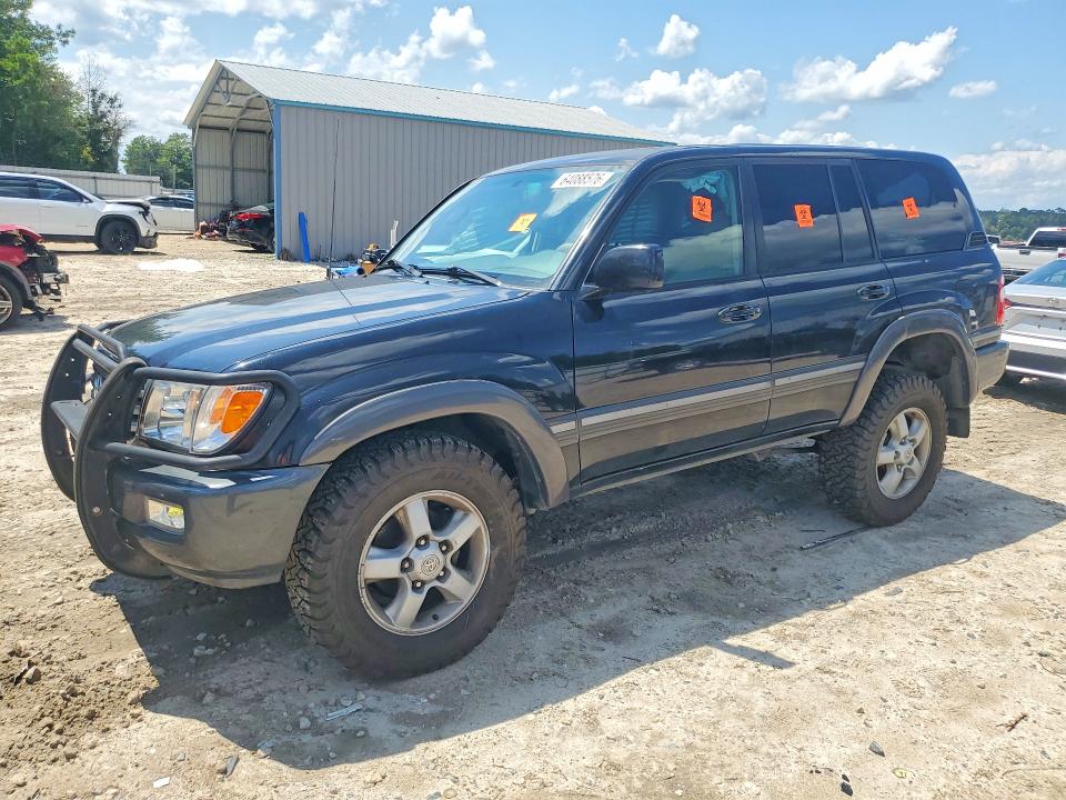2004 Toyota Land cruiser VIN JTEHT05J242060251 — COPART salvage auction photo