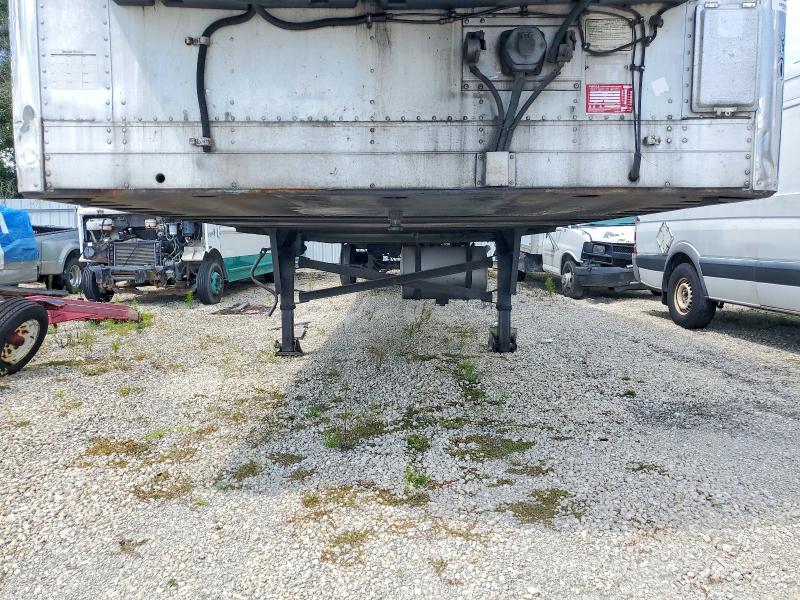 2006 Utility Vs2ra VIN 1UYVS25356U702655 COPART salvage auction — MINOR DENT/SCRATCHES, FL - CERTIFICATE OF TITLE, sold $10 on 2026-09-24 (photo 9)