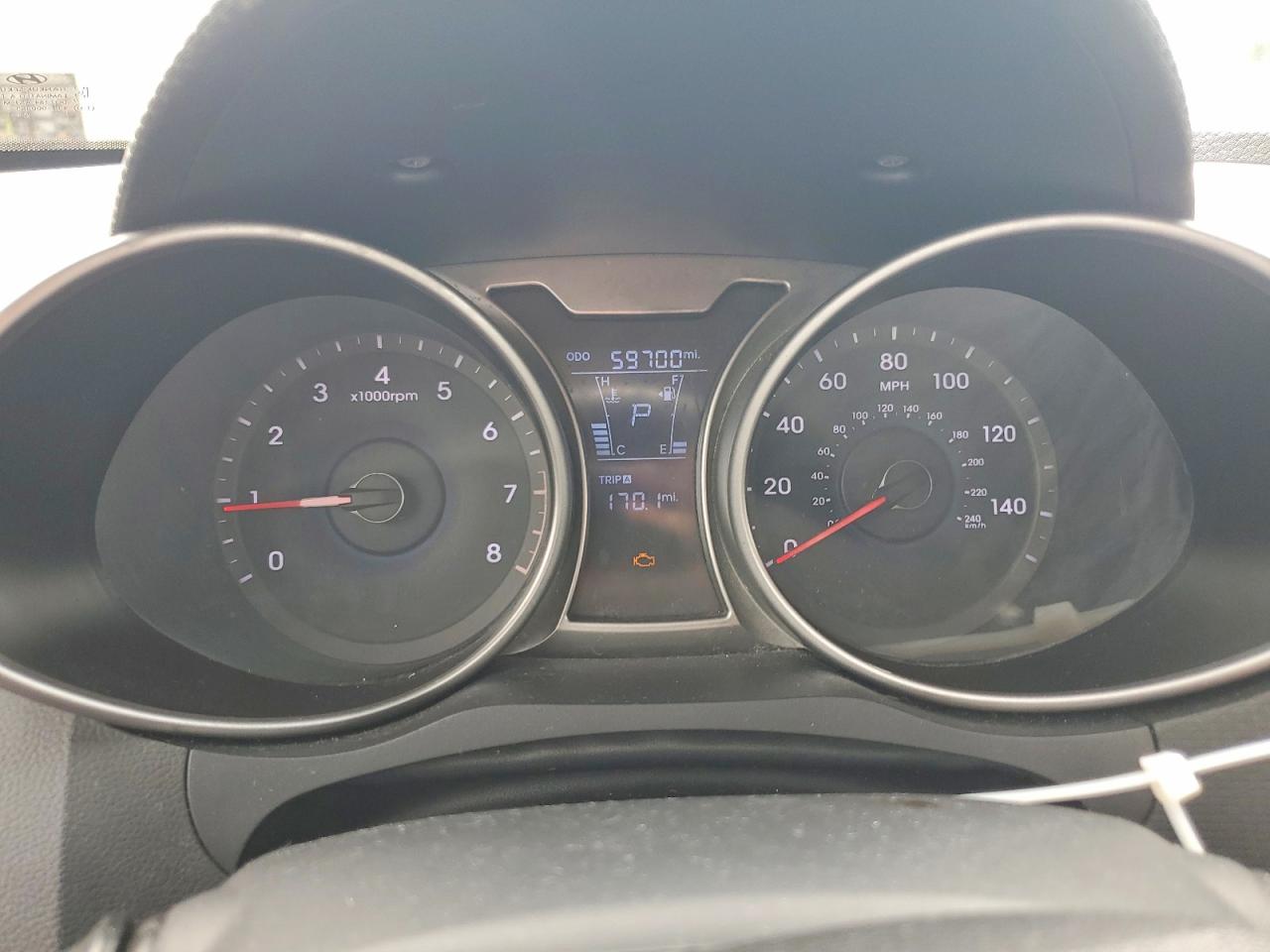 2016 Hyundai Veloster VIN KMHTC6AD9GU275728 COPART salvage auction — Minor Dent/Scratches, FL - CERTIFICATE OF TITLE (P), sold $1,000 on 2026-09-02 (photo 9)