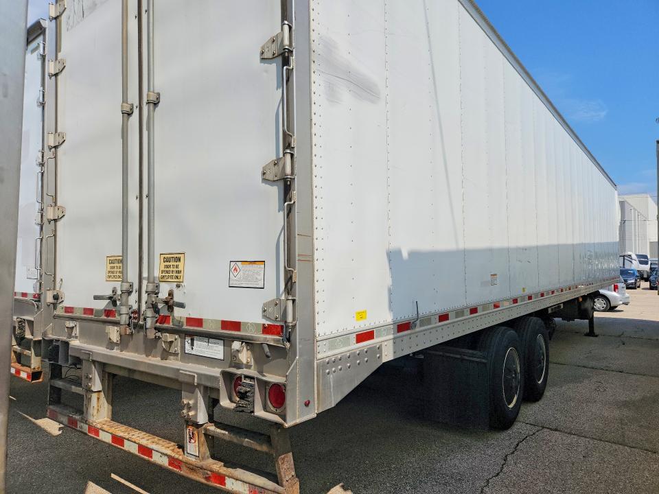 2016 Great dane trailers VIN 1GRAA9627GE700518 COPART salvage auction — ROOF, CT, sold $1,150 on 2026-09-08 (photo 3)