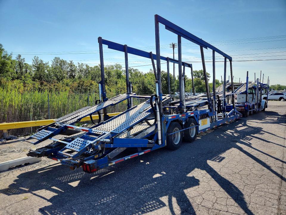 2012 Peterbilt 365 VIN 1NPSL79X4CD153348 COPART salvage auction — MINOR DENT/SCRATCHES, MI - CERTIFICATE OF TITLE, sold $4,550 on 2026-09-15 (photo 3)