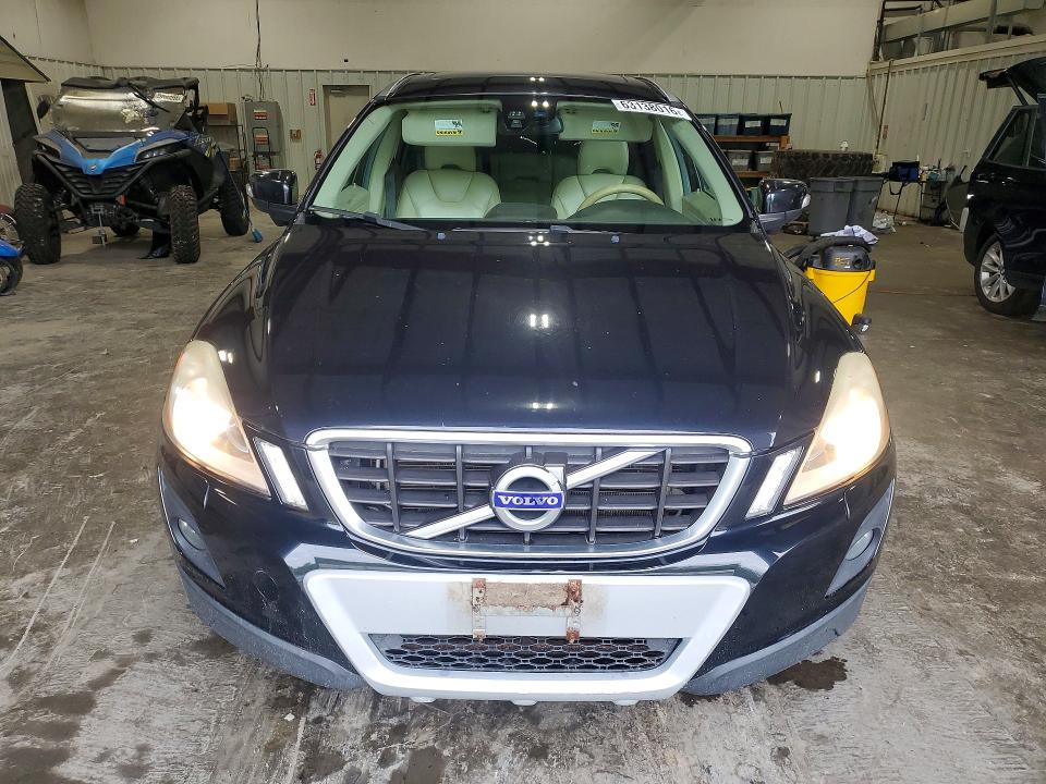 2010 Volvo Xc60 VIN YV4992DZ3A2121173 COPART salvage auction — NORMAL WEAR, MA - CERTIFICATE OF TITLE, sold $600 on 2026-08-05 (photo 5)