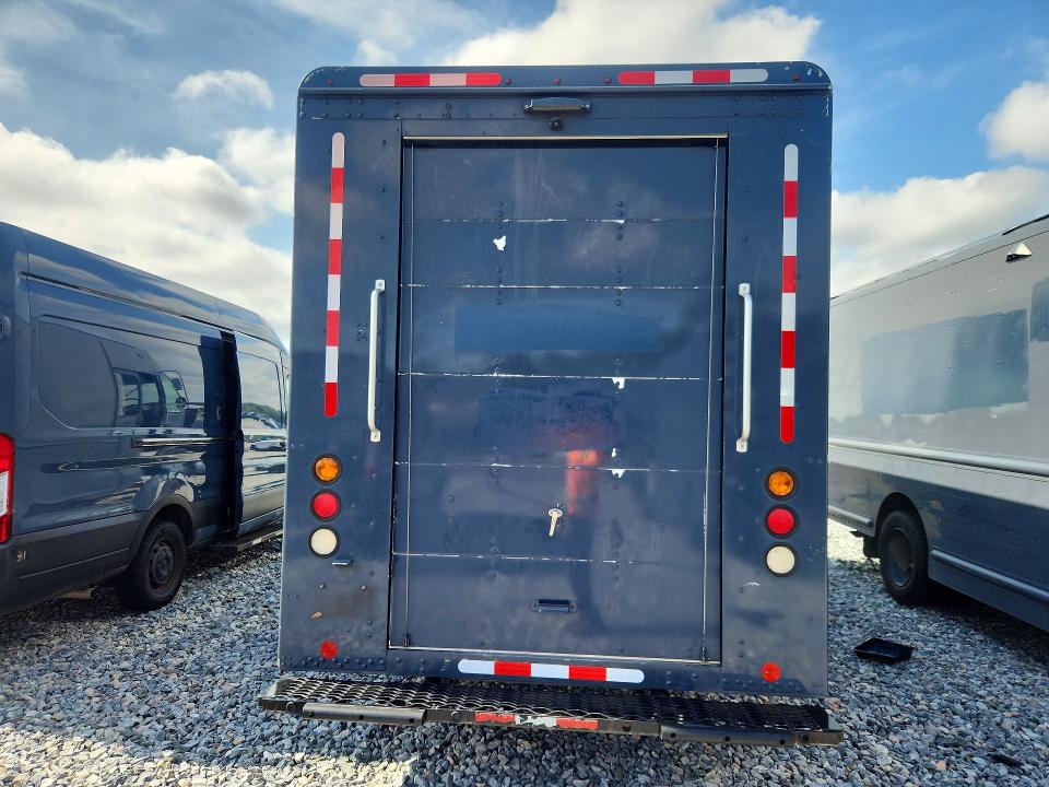 2021 Freightliner Mt45g VIN 4UZAC2GA5MCMM9339 COPART salvage auction — MINOR DENT/SCRATCHES, FL - CERTIFICATE OF TITLE, sold $10,300 on 2026-09-01 (photo 6)