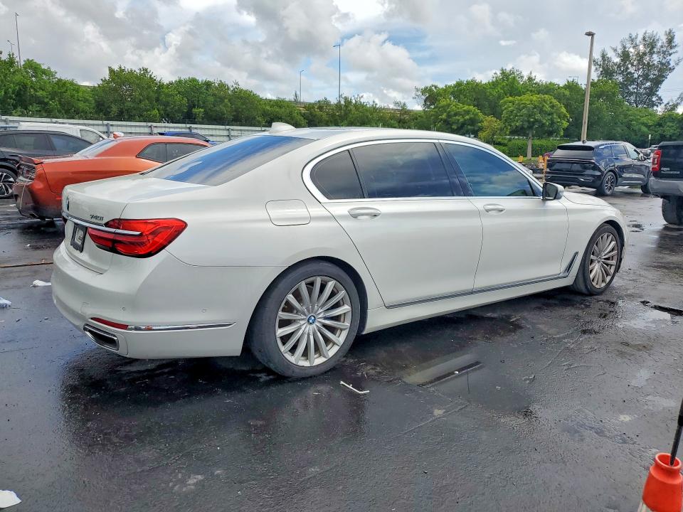 2016 BMW VIN WBA7E2C51GG547862 COPART salvage auction — MECHANICAL, Fl - Certificate Of Title (P), sold $7,700 on 2026-08-18 (photo 3)