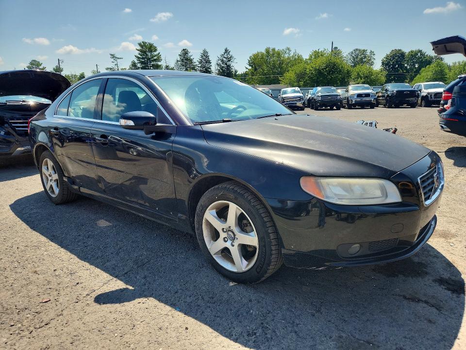 2008 Volvo S80 VIN YV1AH992X81055402 COPART salvage auction — NORMAL WEAR, Pa - Cert Of Title, sold $250 on 2026-08-11 (photo 4)