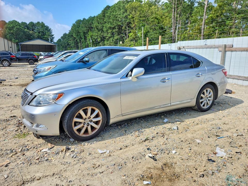 2007 Lexus LS 460 VIN JTHBL46F975050796 COPART salvage auction — NORMAL WEAR, DE - CERTIFICATE OF TITLE, sold $300 on 2026-09-10 (photo 1)