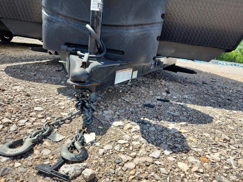 2022 Forest river Surveyor VIN 4X4TSVV22NL042586 COPART salvage auction — ROOF, AL - CERT OF TITLE-SALVAGE TITLE, sold $6,200 on 2026-09-15 (photo 8)