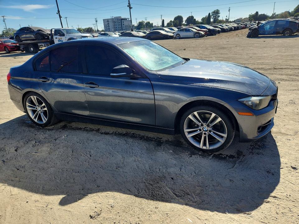 2013 BMW VIN WBA3A5C54DJ462556 COPART salvage auction — SIDE, Ca - Dis/Dlr/Exp Clean W/Salv Hist, sold $375 on 2026-08-22 (photo 4)