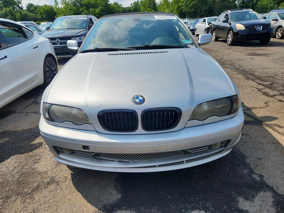 2001 BMW 3 series VIN WBABS53471JU88192 COPART salvage auction — UNDERCARRIAGE, CT - CERT OF TITLE-SALVAGE, sold $500 on 2026-08-18 (photo 5)