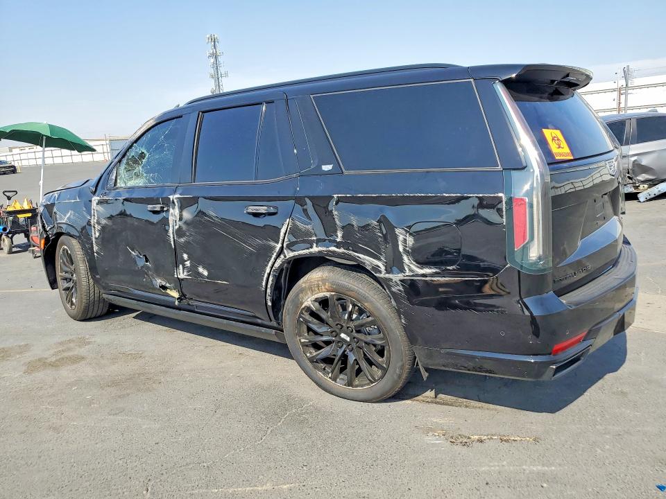 2024 Cadillac Escalade VIN 1GYS4FKL7RR344824 COPART salvage auction — ROLLOVER, Ca - Salvage Certificate, sold $10,400 on 2026-09-28 (photo 2)