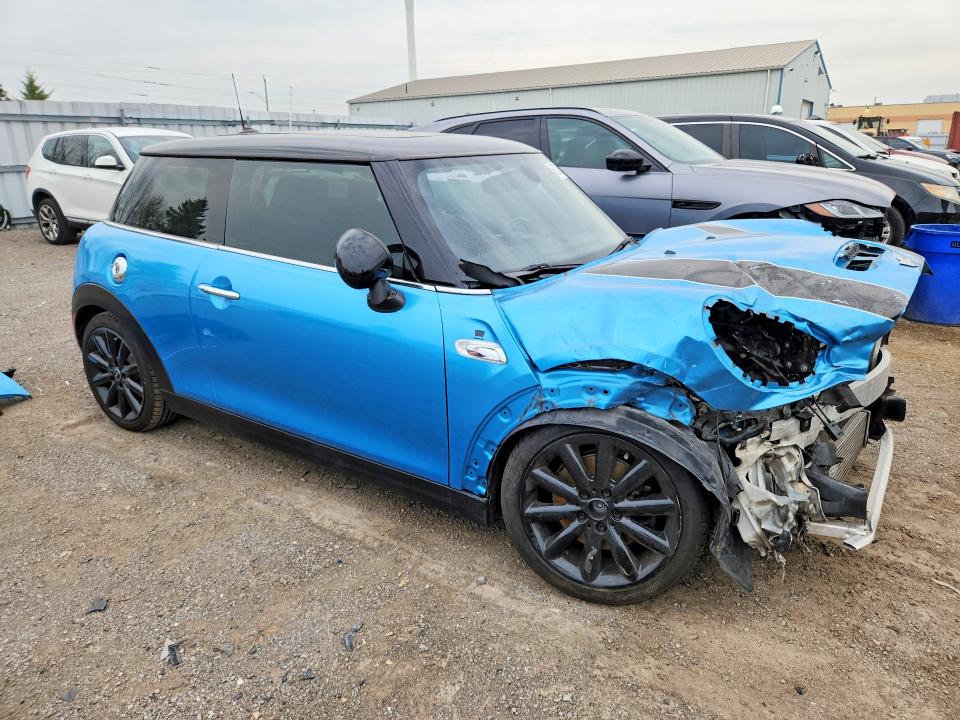2015 Mini Cooper VIN WMWXP7C59F2A39239 COPART salvage auction — FRONT END, ON - PERMIT SALVAGE, sold $500 on 2026-08-20 (photo 4)