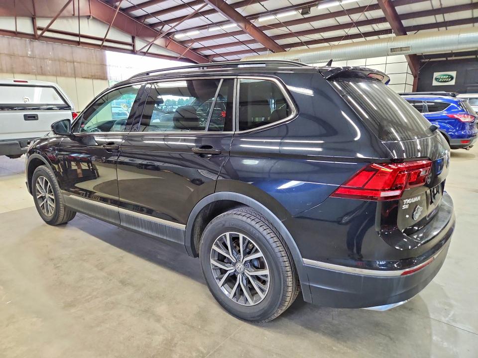 2020 Volkswagen Tiguan VIN 3VV2B7AX3LM095227 COPART salvage auction — MINOR DENT/SCRATCHES, MI - CERTIFICATE OF TITLE (P), sold $5,800 on 2026-09-04 (photo 2)