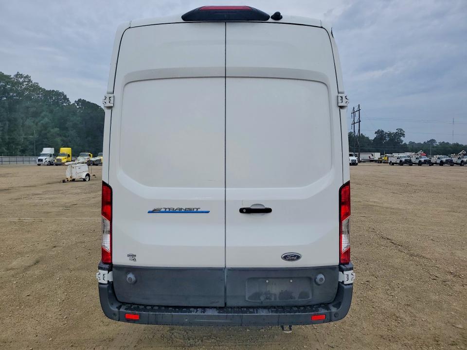 2022 Ford Transit VIN 1FTBW3XK4NKA35586 COPART salvage auction — FRONT END, Salvage Title, sold $10,900 on 2026-09-18 (photo 6)