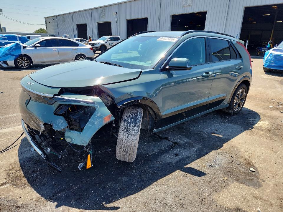 2024 Kia Niro VIN KNDCR3L18R5126213 — COPART salvage auction photo