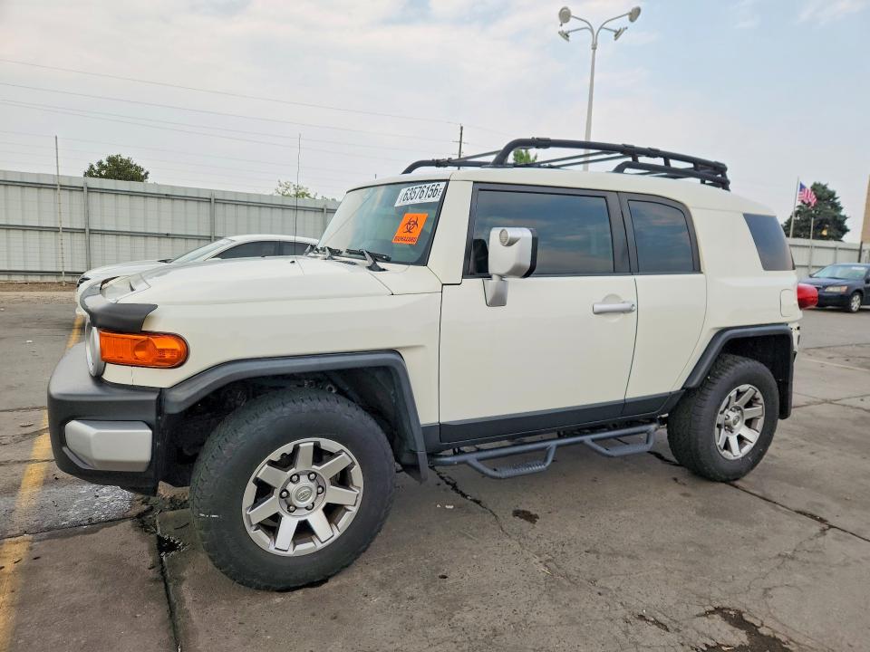 2014 Toyota Fj cruiser VIN JTEBU4BF6EK200801 — COPART salvage auction photo