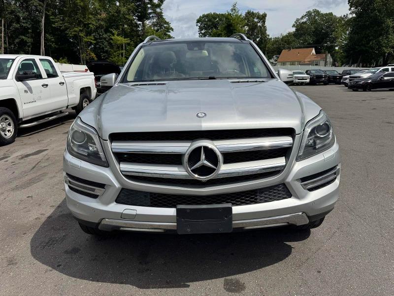 2015 Mercedes-benz VIN 4JGDF6EE5FA497469 COPART salvage auction — MINOR DENT/SCRATCHES, Va - Certificate Of Title, sold $6,900 on 2026-09-01 (photo 5)