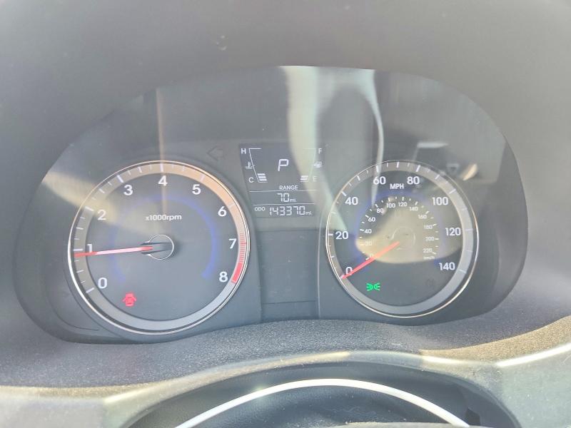 2014 Hyundai Accent VIN KMHCT5AE4EU141788 COPART salvage auction — NORMAL WEAR, Ca - Dis/Dlr/Exp Only Clean Title, sold $925 on 2026-08-20 (photo 9)