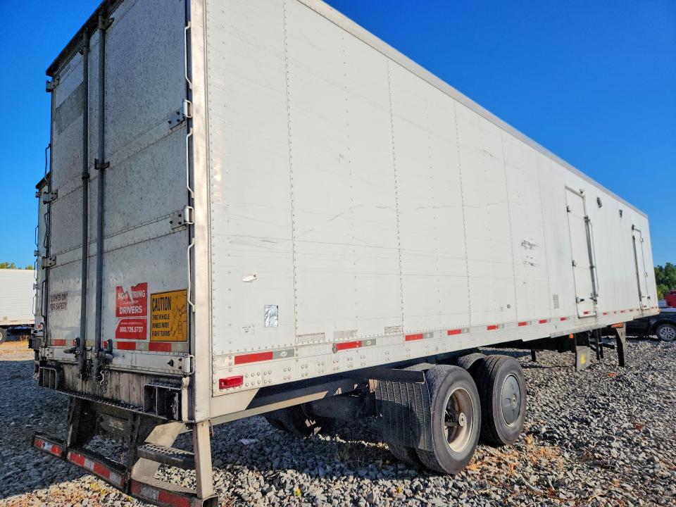 2016 Utility trailer manufacture Trailer VIN 1UYVS2487GM426140 COPART salvage auction — FRONT END, IL - CERTIFICATE OF TITLE (P), sold $2,500 on 2026-09-15 (photo 3)