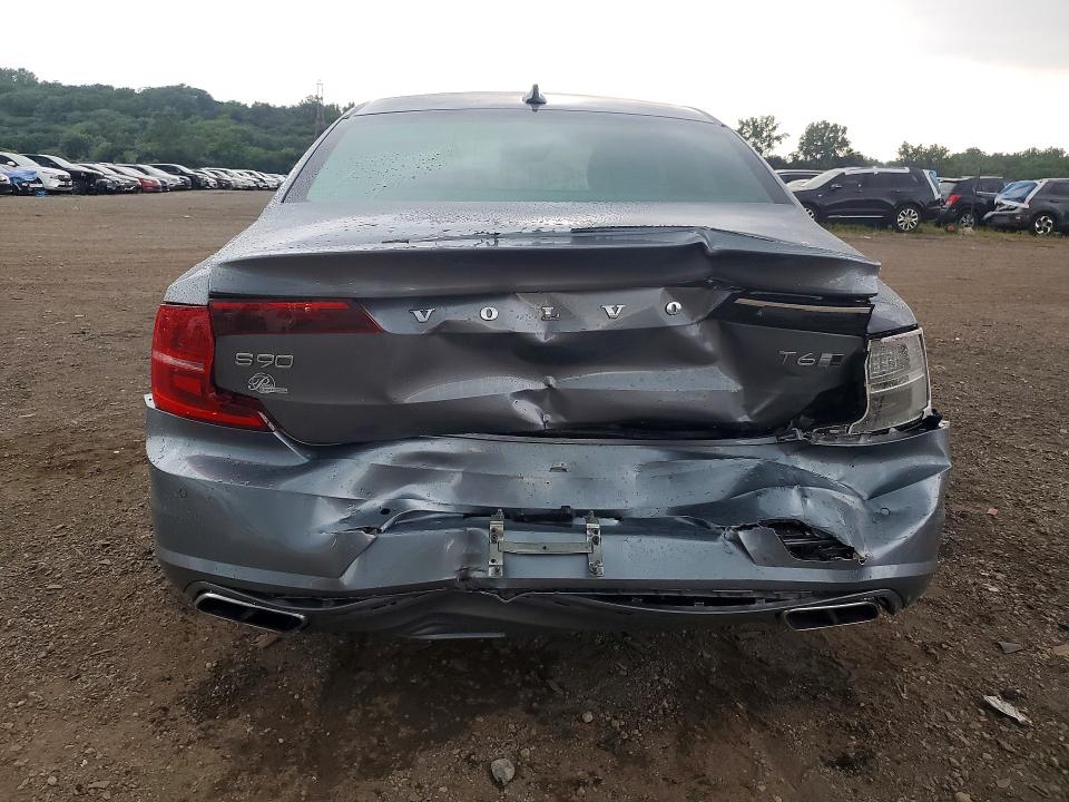 2018 Volvo S90 VIN LVY992ML7JP028702 COPART salvage auction — REAR END, Salvage Title, sold $7,700 on 2026-09-16 (photo 6)