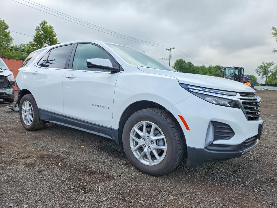 2023 Chevrolet Equinox VIN 3GNAXUEG7PL103787 COPART salvage auction — REAR END, CT - CERT OF TITLE-SALVAGE, sold $8,900 on 2026-08-21 (photo 4)