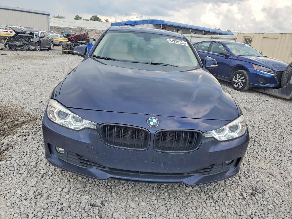 2013 BMW 3er VIN WBA3A5C53DF355677 COPART salvage auction — UNDERCARRIAGE, Al - Certificate Of Title, sold $1,000 on 2026-08-18 (photo 5)