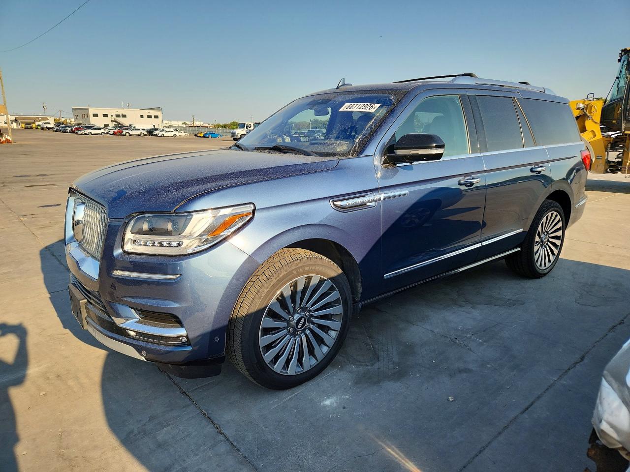 2019 Lincoln Navigator VIN 5LMJJ2LT1KEL08103 COPART salvage auction — Normal Wear, TX - CERTIFICATE OF TITLE (P), sold $16,400 on 2026-09-11 (photo 1)