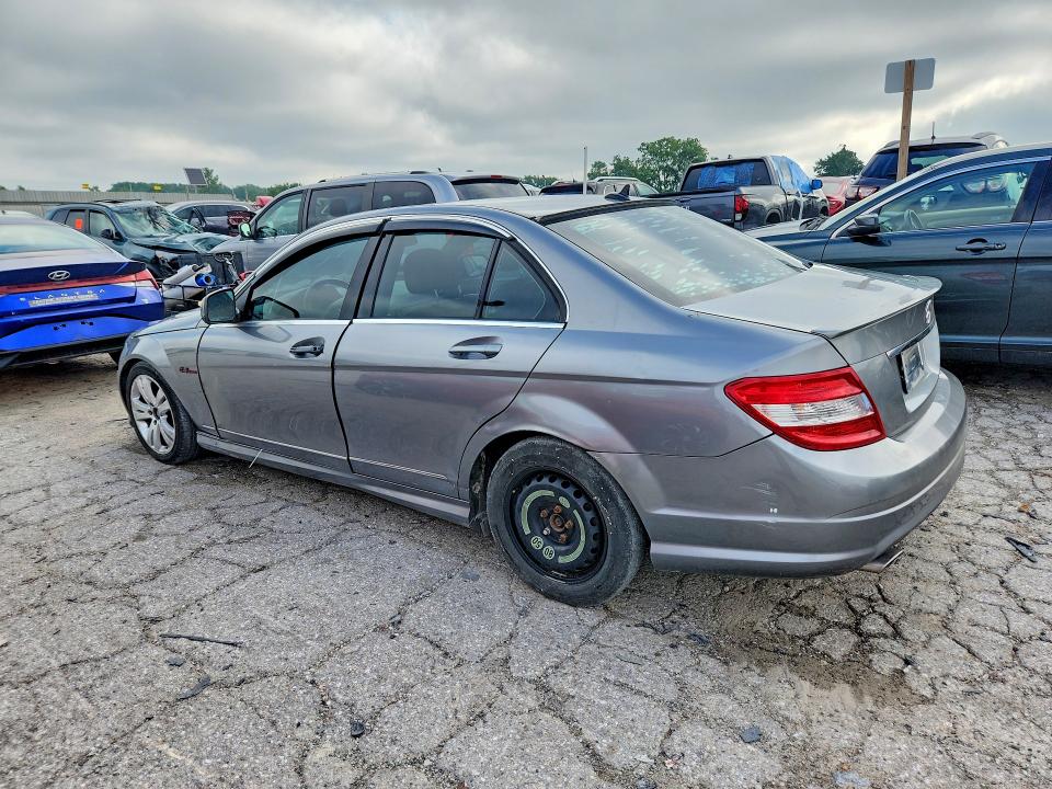 2009 Mercedes-benz C class VIN WDDGF56X19R052900 COPART salvage auction — NORMAL WEAR, IN - CERT OF TITLE - REBUILT VEHICL, sold $400 on 2026-08-07 (photo 2)