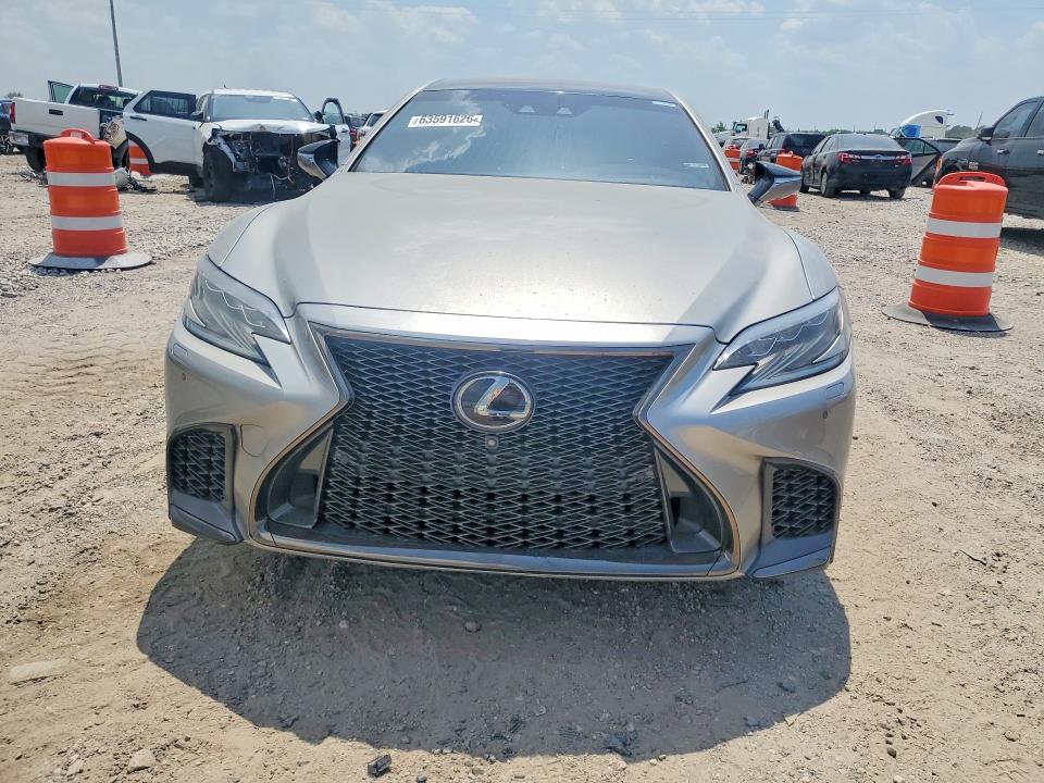 2018 Lexus Ls VIN JTHB51FF5J5000364 COPART salvage auction — MINOR DENT/SCRATCHES, Tx - Certificate Of Title, sold $13,100 on 2026-08-24 (photo 5)