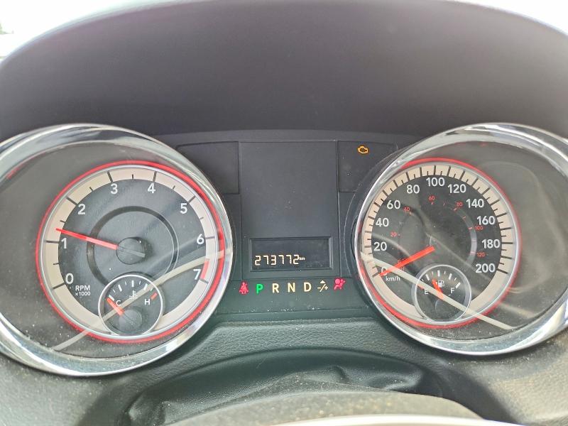 2014 Dodge Grand caravan VIN 2C4RDGBGXER185668 COPART salvage auction — SIDE, On - Permit No Brand - Unfit, sold $425 on 2026-09-10 (photo 9)