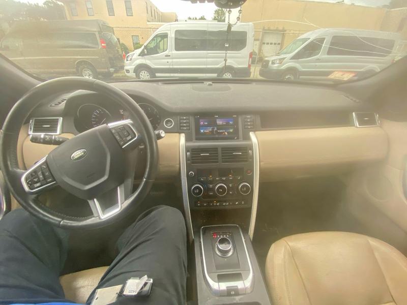 2016 Land rover Discovery sport VIN SALCR2BG6GH547951 COPART salvage auction — MINOR DENT/SCRATCHES, MA - CERTIFICATE OF TITLE (P), sold $425 on 2026-08-31 (photo 9)