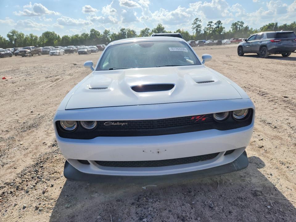 2019 Dodge Challenger VIN 2C3CDZFJ3KH624867 COPART salvage auction — WATER/FLOOD, Tx - Salvage Title-Flood Damage, sold $11,100 on 2026-08-21 (photo 5)