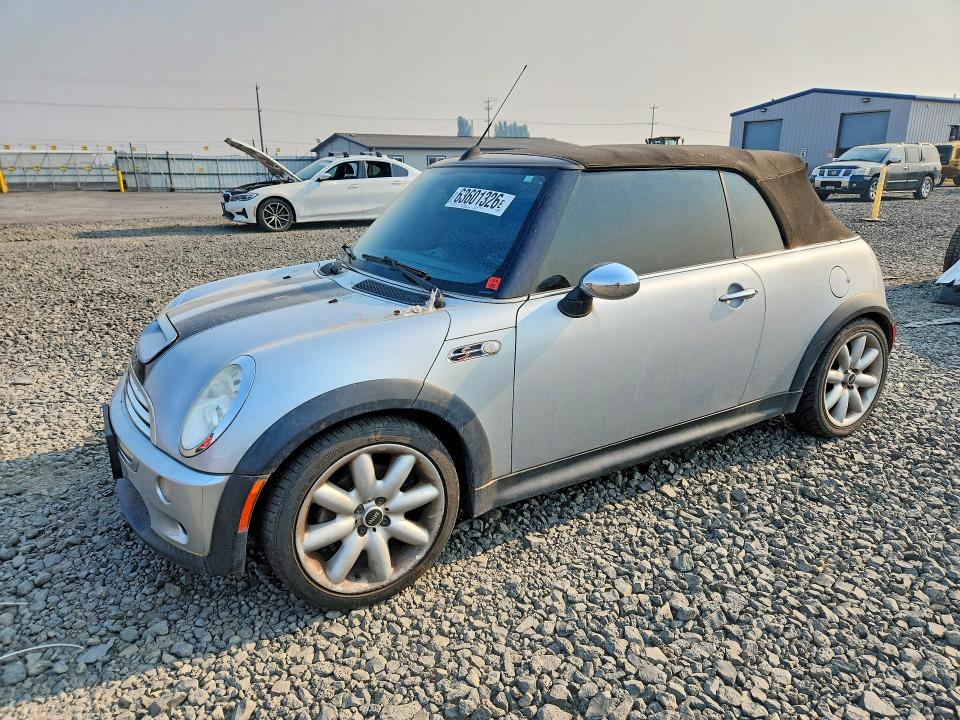 2005 Mini Cooper VIN WMWRH33515TF85637 COPART salvage auction — REAR END, WA - BILL OF SALE, sold $875 on 2026-08-12 (photo 1)