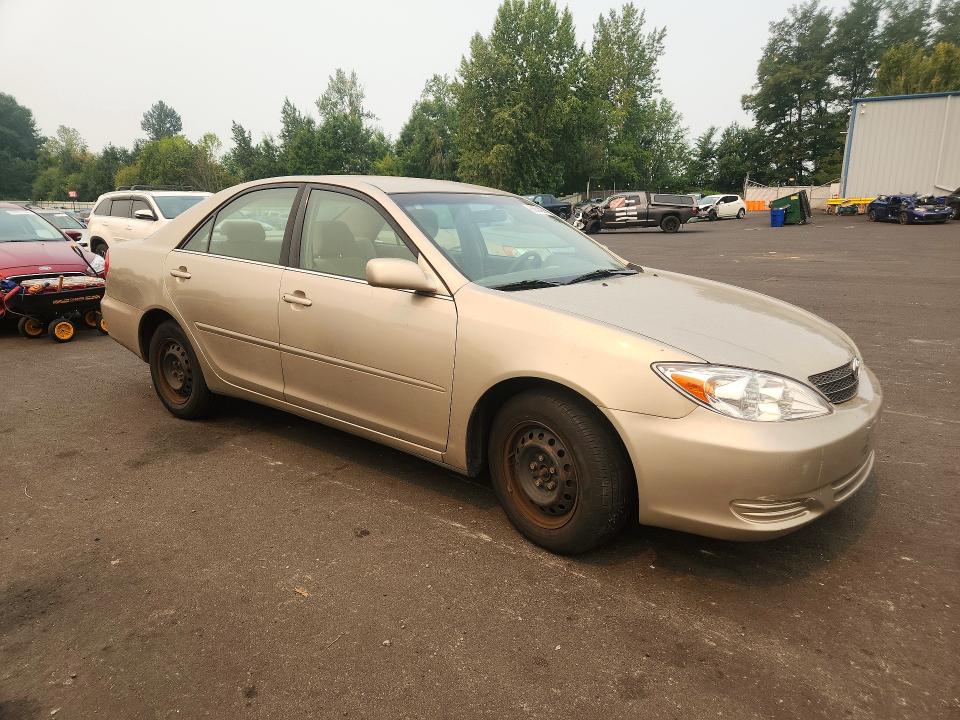 2004 Toyota Camry VIN 4T1BE32K74U359169 COPART salvage auction — FRONT END, OR - CERTIFICATE OF TITLE, sold $1,632 on 2026-08-09 (photo 4)