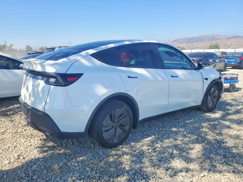 2026 Tesla Model y VIN 7SAYGDED8TF670101 COPART salvage auction — FRONT END, Ca - Salvage Certificate, sold $22,600 on 2026-09-15 (photo 3)