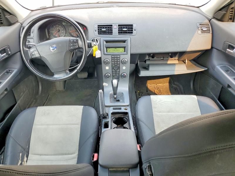 2011 Volvo C30 VIN YV1672MK9B2222860 COPART salvage auction — FRONT END, Or - Certificate Of Title, sold $350 on 2026-08-10 (photo 8)
