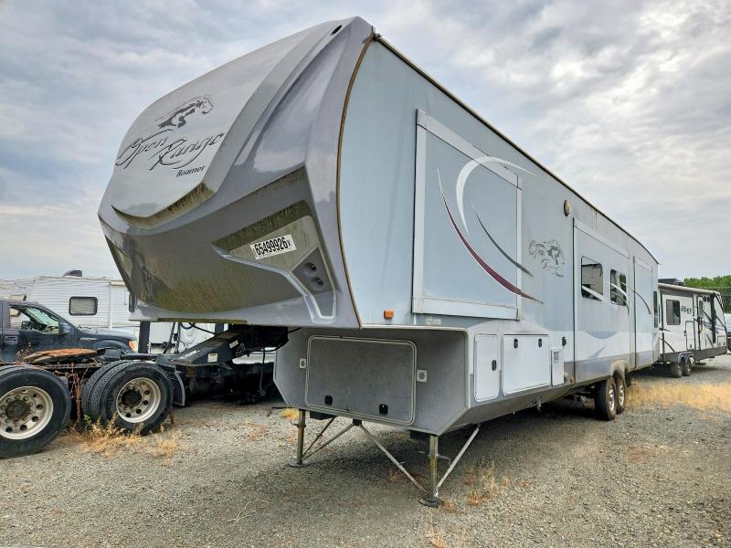 2017 Highland ridge Open range VIN 58TFL4226H5026099 COPART salvage auction — VANDALISM, LA - CERTIFICATE OF DESTRUCTION, sold $2,550 on 2026-09-18 (photo 2)