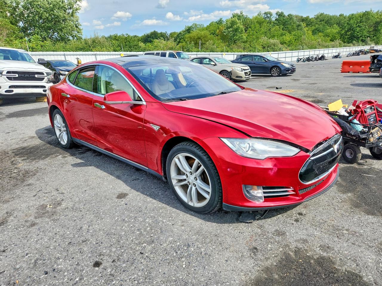 2014 Tesla Model s VIN 5YJSA1S10EFP43459 COPART salvage auction — Front End, IN - CERTIFICATE OF TITLE, sold $3,900 on 2026-09-11 (photo 4)