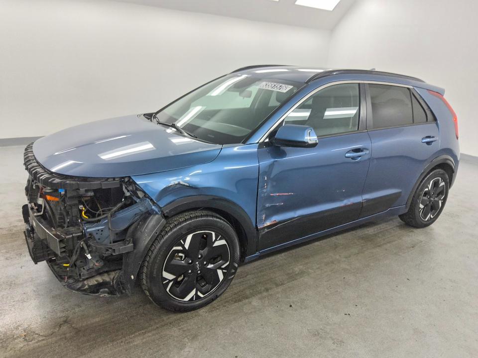 2023 Kia Niro VIN KNDCR3L10P5027771 — COPART salvage auction photo