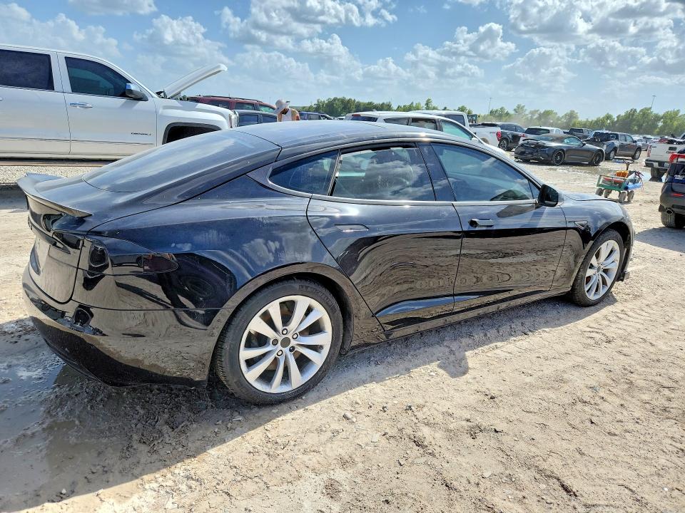 2016 Tesla Model s VIN 5YJSA1E10GF144320 COPART salvage auction — FRONT END, Tx - Certificate Of Title, sold $4,600 on 2026-09-11 (photo 3)