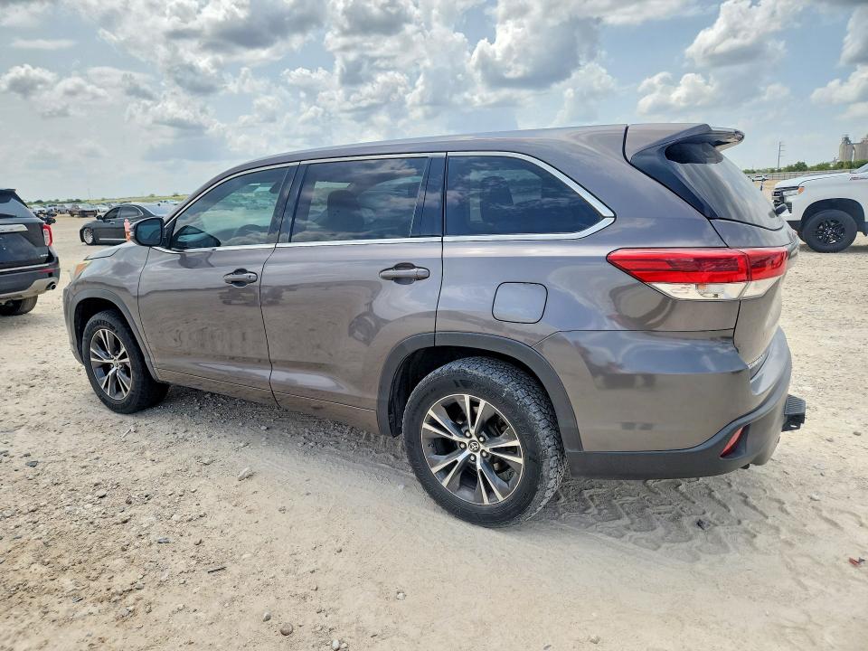 2018 Toyota Highlander VIN 5TDZARFH4JS034253 COPART salvage auction — MINOR DENT/SCRATCHES, Tx - Certificate Of Title (P), sold $10,200 on 2026-08-27 (photo 2)