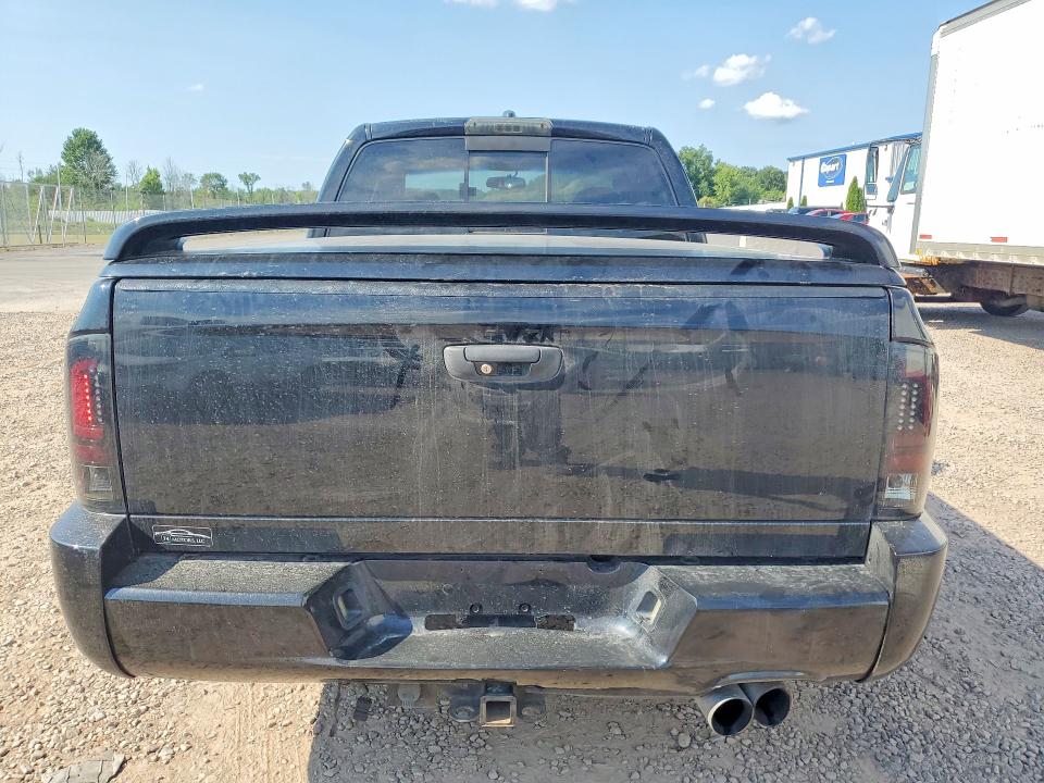 2005 Dodge Ram srt10 VIN 3D7HA18H25G863262 COPART salvage auction — NORMAL WEAR, NJ - CERTIFICATE OF TITLE, sold $14,800 on 2026-09-09 (photo 5)