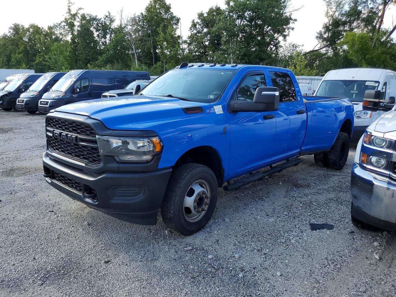 2024 Ram 3500 VIN 3C63RRGLXRG185696 — COPART salvage auction photo