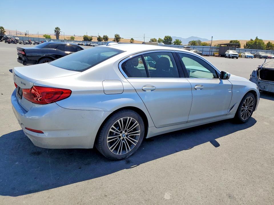 2020 BMW 5er VIN WBAJR3C07LWW61577 COPART salvage auction — FRONT END, Ca - Salvage Certificate, sold $8,700 on 2026-08-19 (photo 3)
