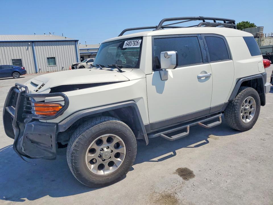 2012 Toyota Fj cruiser VIN JTEBU4BF9CK127176 — COPART salvage auction photo