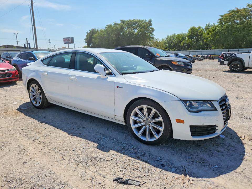 2012 Audi A7 VIN WAUYGAFC2CN175487 COPART salvage auction — MINOR DENT/SCRATCHES, Ok - Certificate Of Title (P), sold $600 on 2026-10-06 (photo 4)